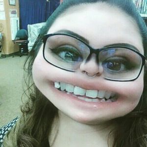 Meet your Posher, Candice